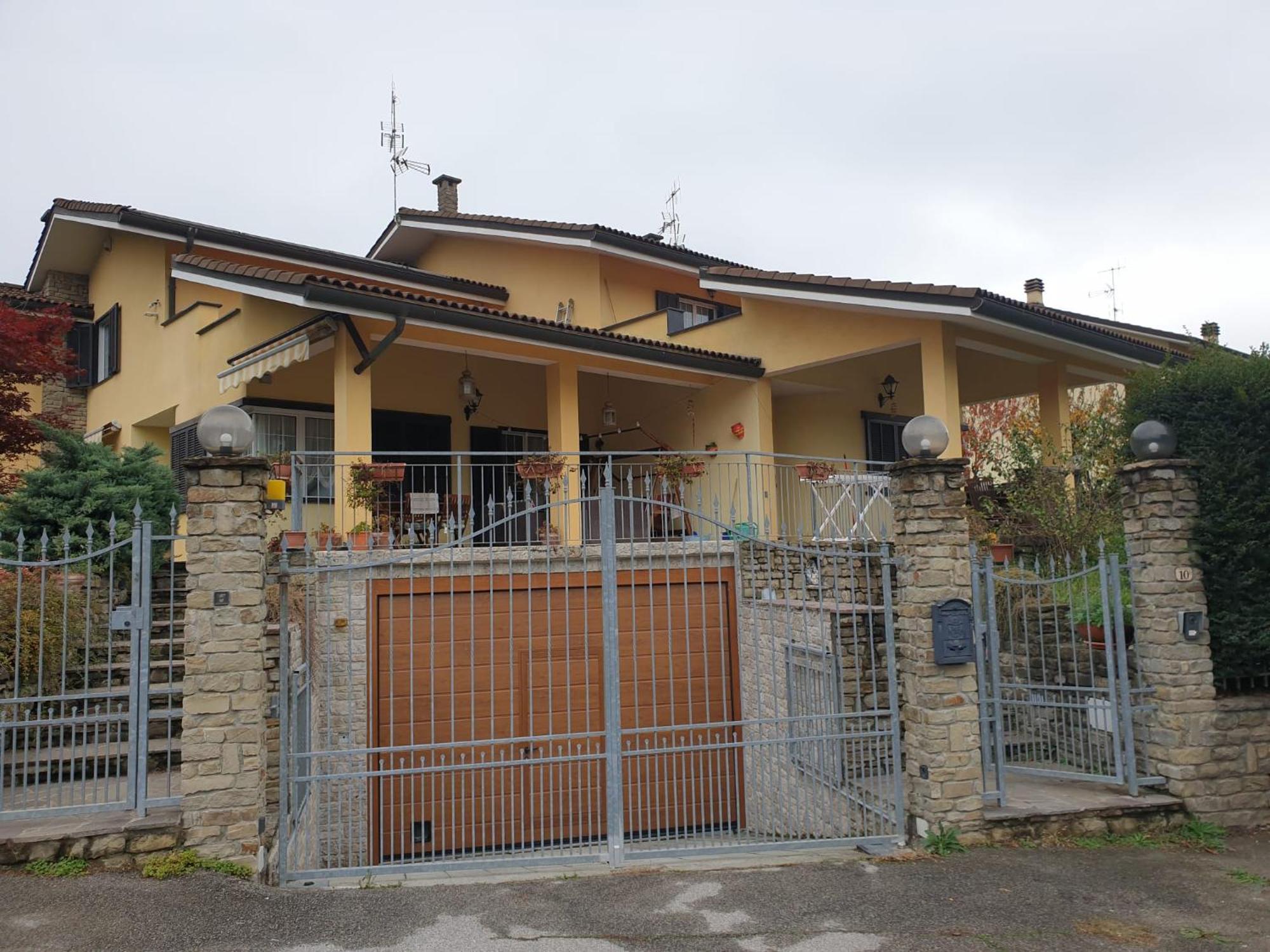 Casa Vacanze Alice E Arianna Cairo Montenotte Kültér fotó